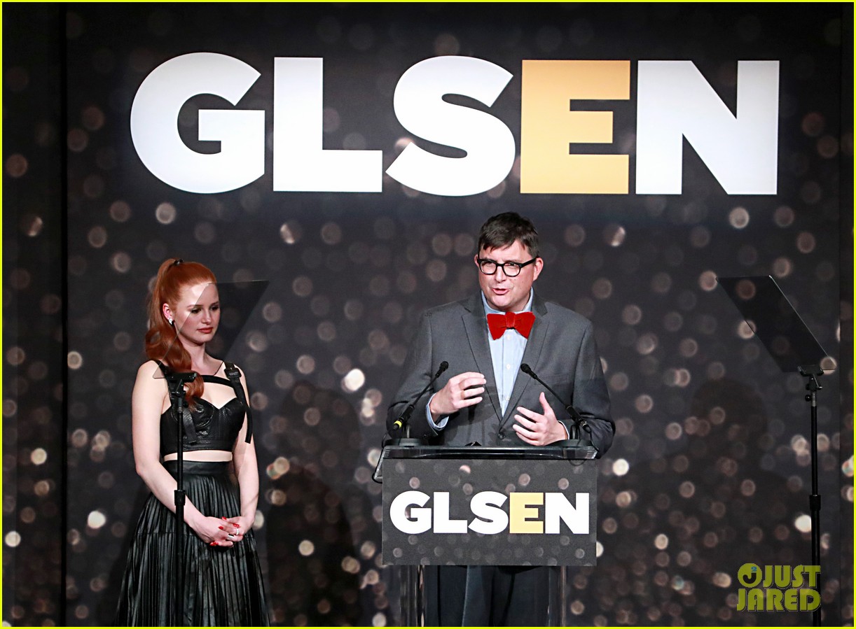 madelaine petsch represents riverdale at glsen respect awards with travis mills 25