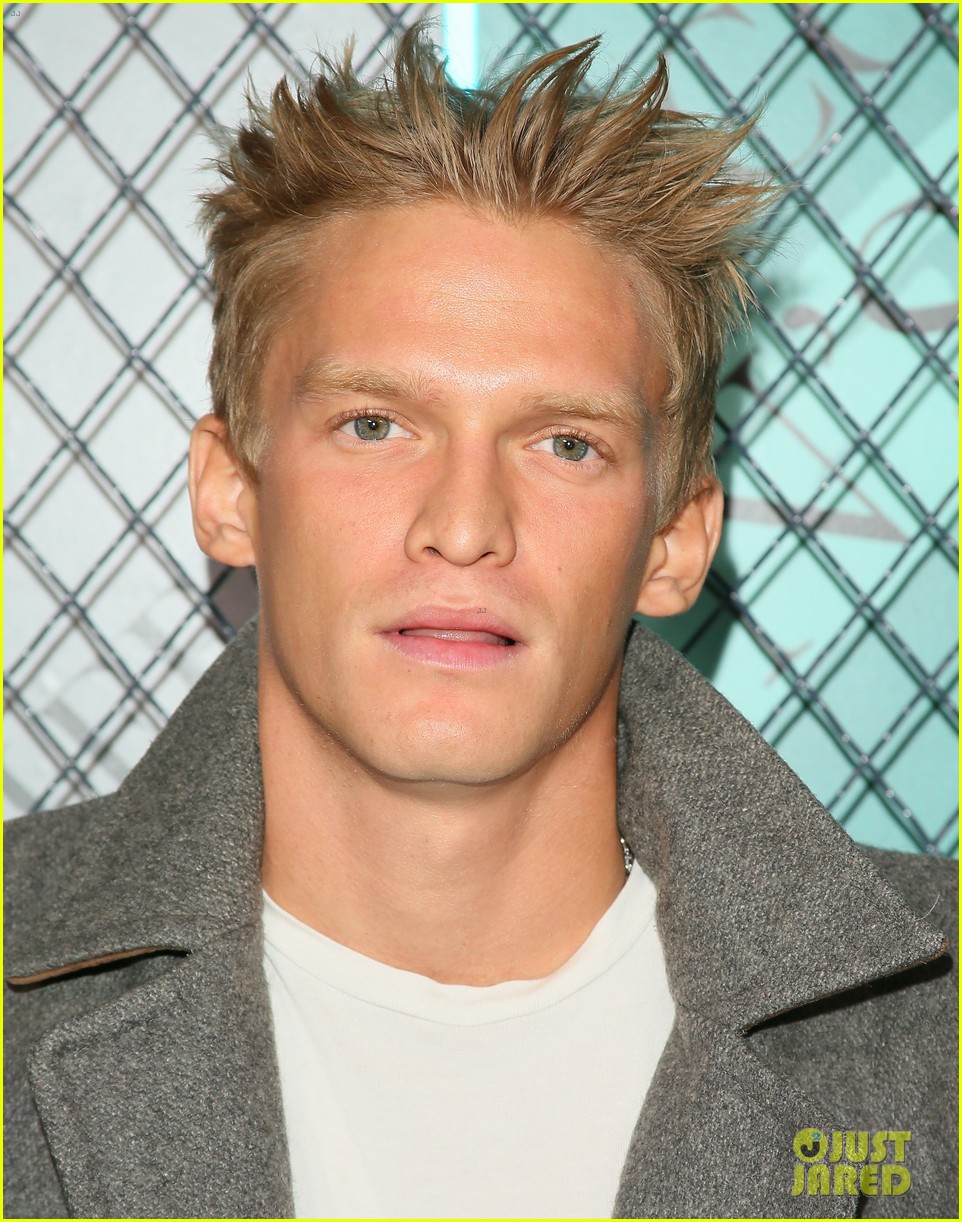 cody simpson at tiffany co event 16