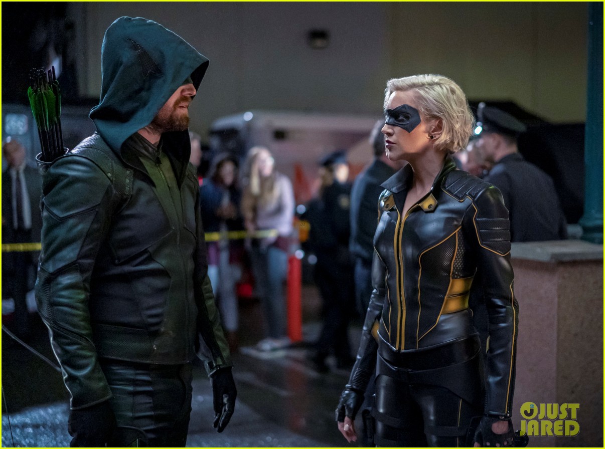 oliver faces a familiar life and death situation on arrow tonight 13