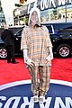 billie eilish steps out at 2019 american music awards 10