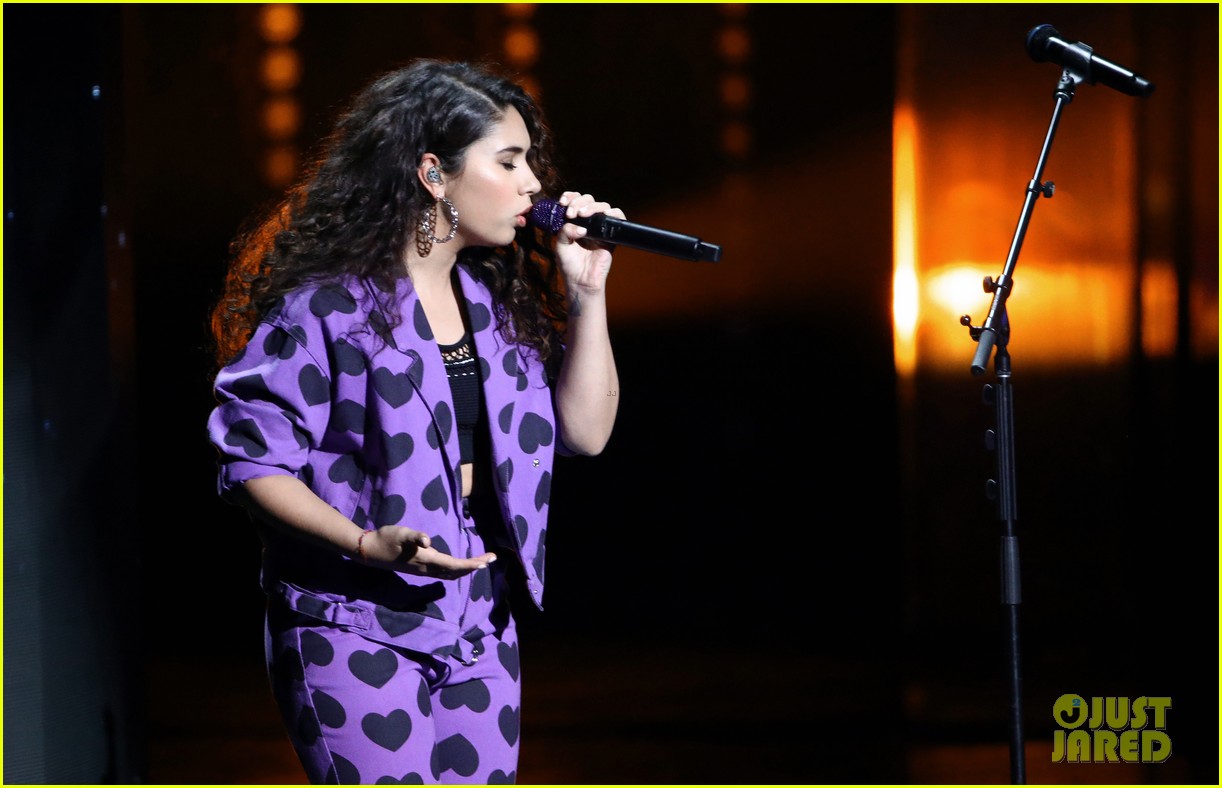 alessia cara heart print suit for latin grammys performance 10