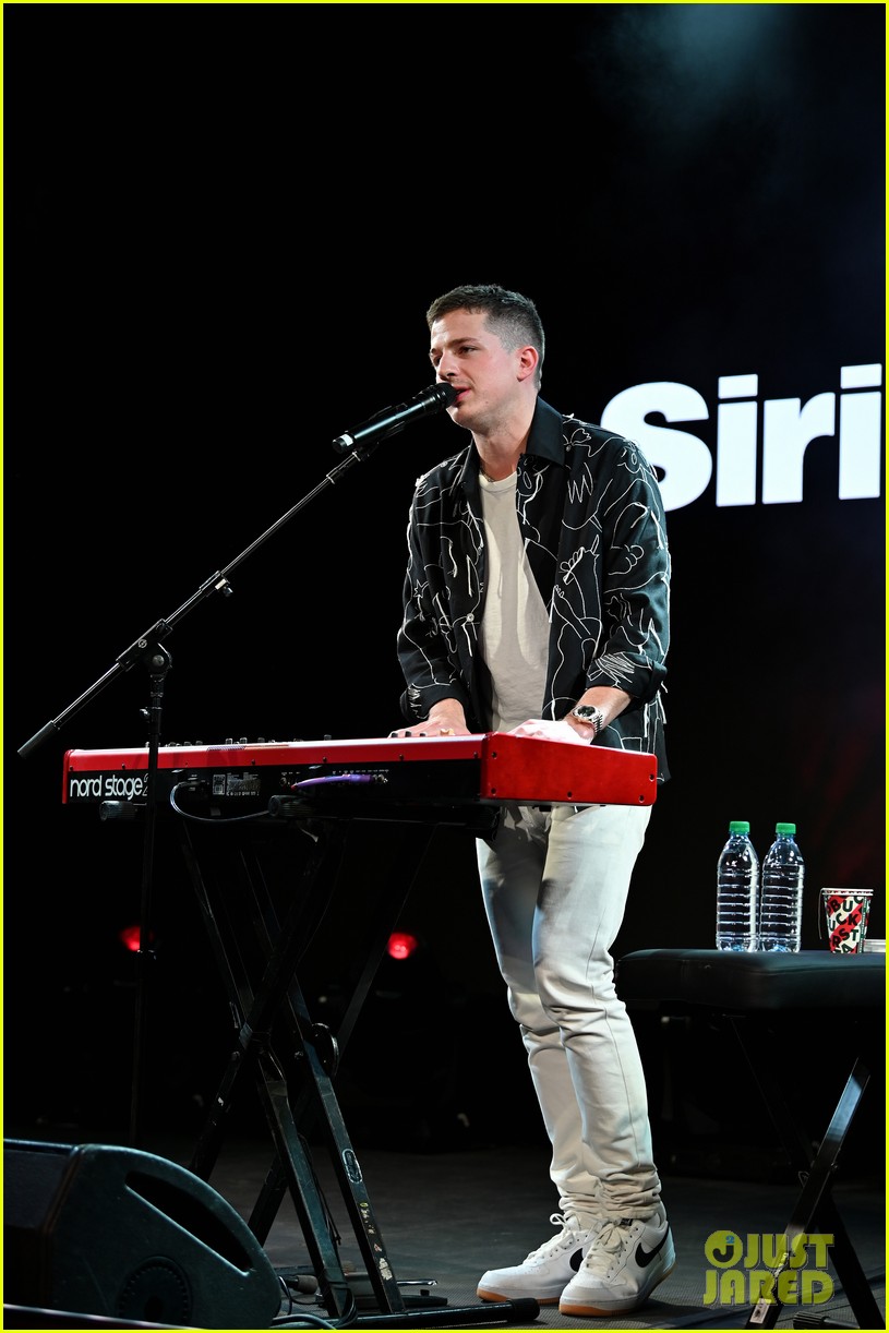 charlie puth jenny mccarthy sirius dial up event 08