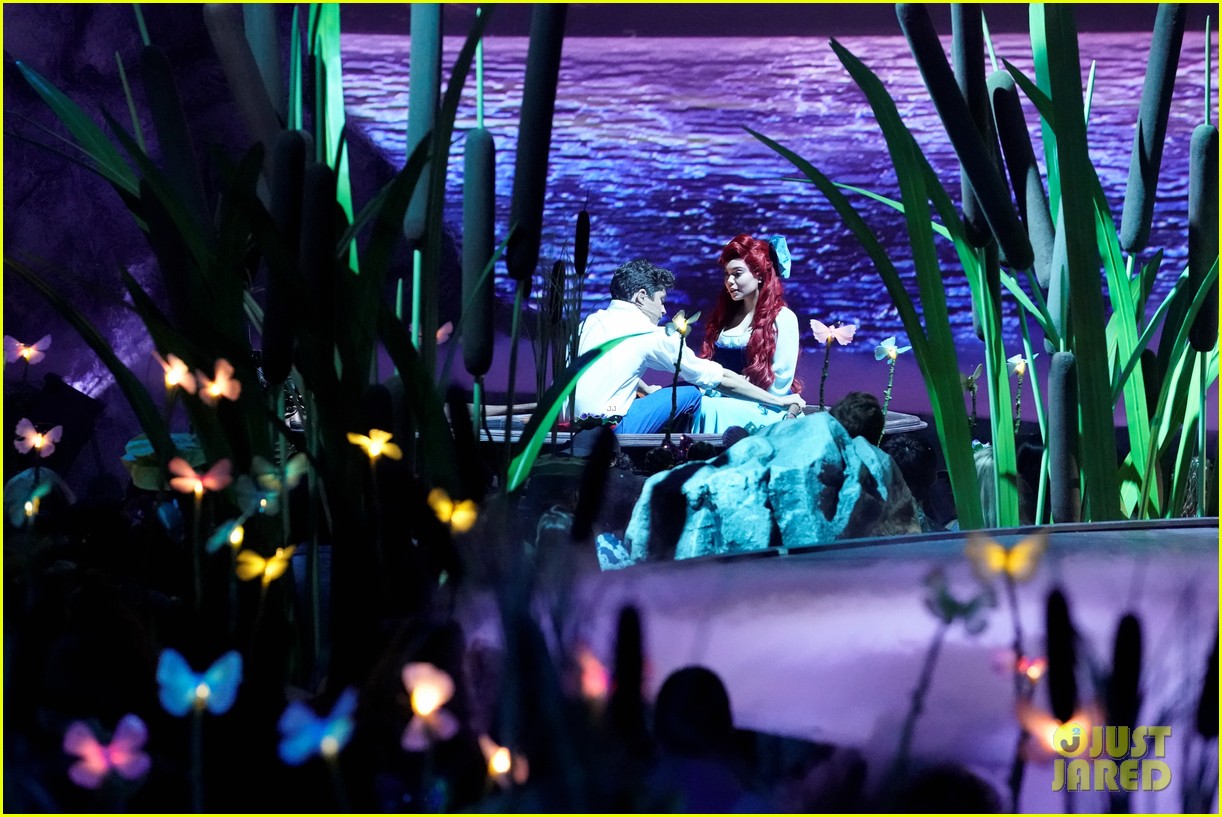 watch graham phillips sing fathoms below from the little mermaid live 14