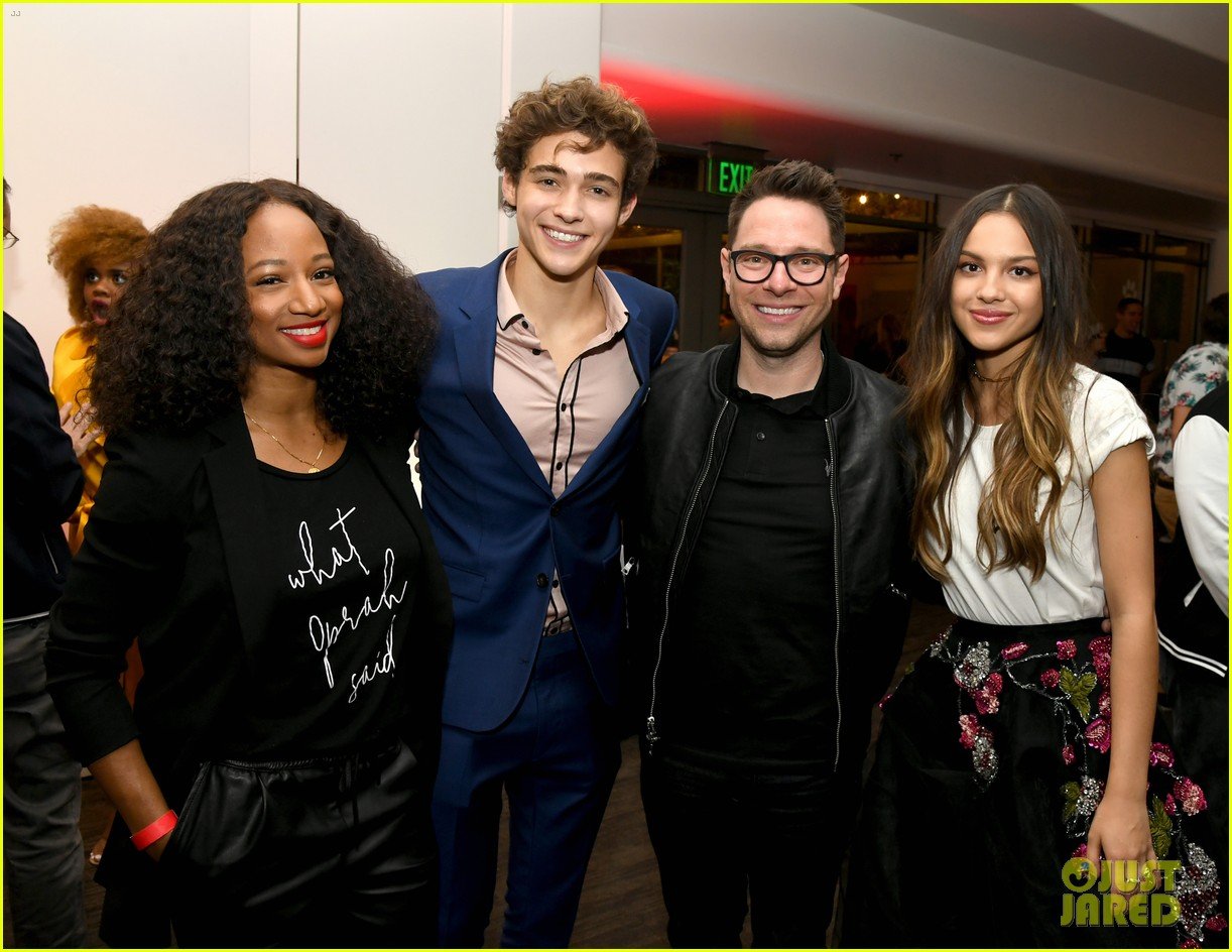 high school musical musical series cast gets silly at premiere 29