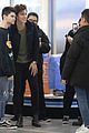 shawn mendes at the airport 01