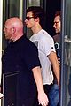 shawn mendes leaves a medical clinic 02
