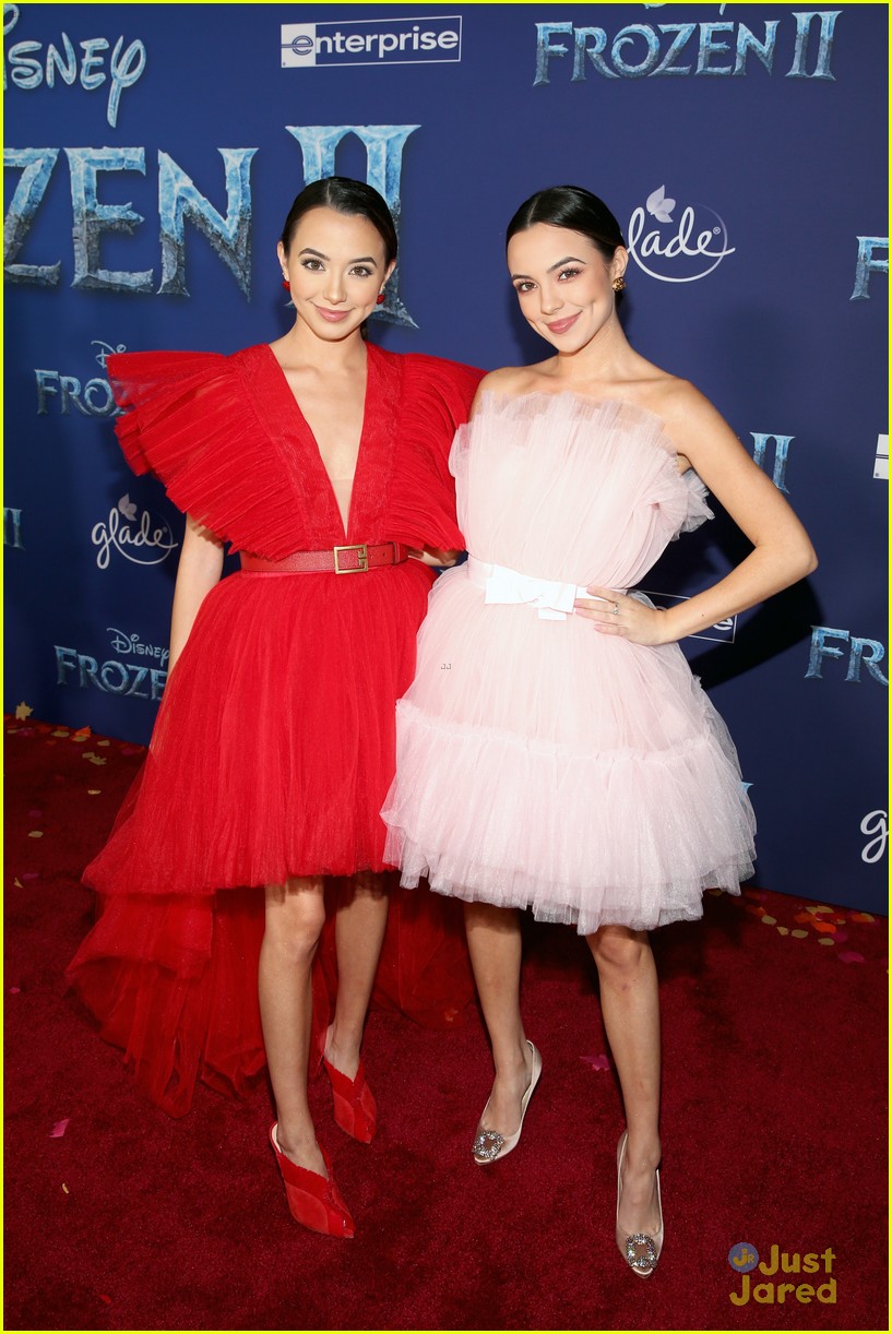 merrell twins influencers freeform stars more frozen premiere 12