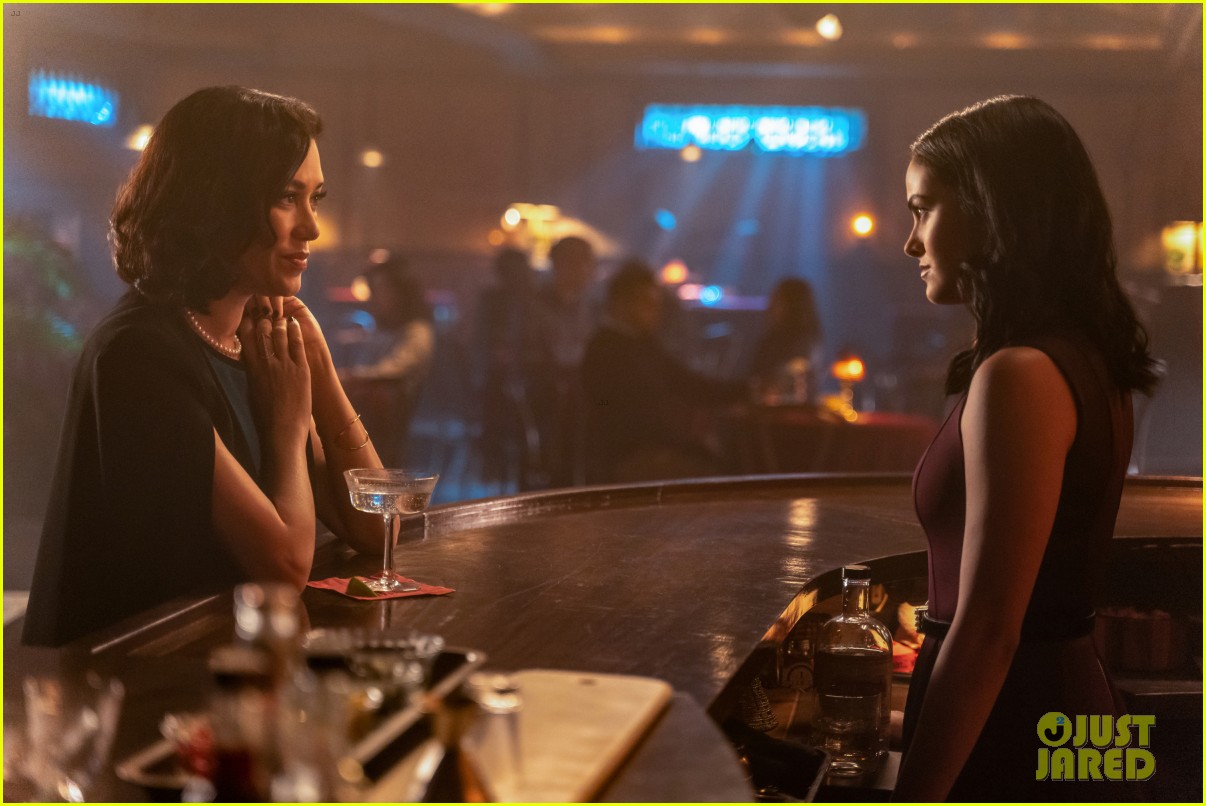 veronicas older sister hermosa comes to town on tonights riverdale 06