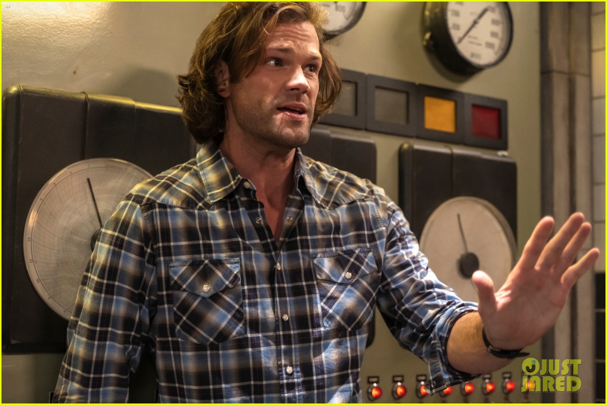 sam deans case takes a turn on tonights new supernatural 01