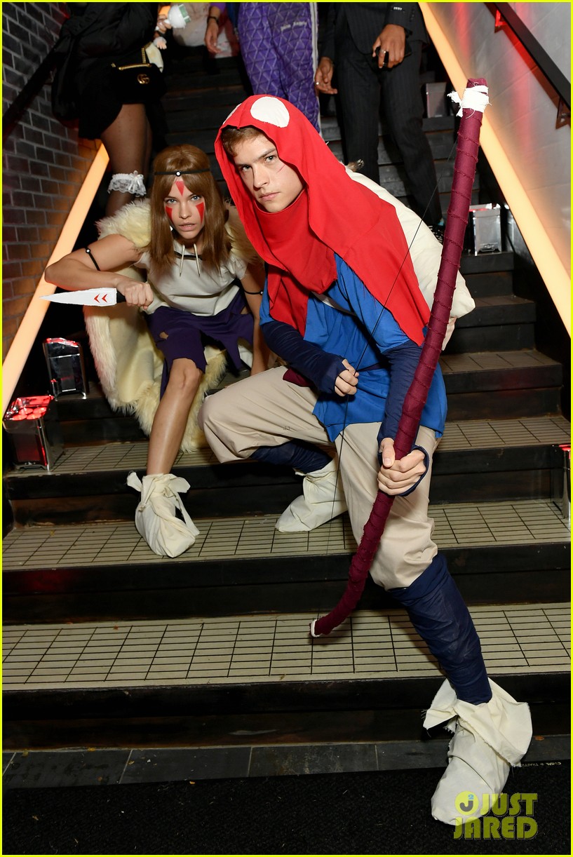 dylan sprouse barbara palvin halloween party 10