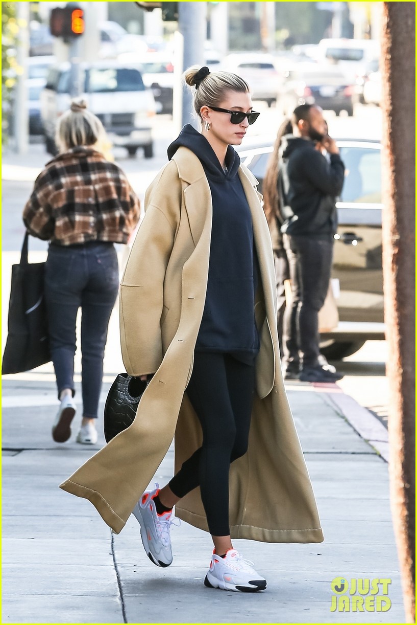 justin hailey bieber step out separately in la 08