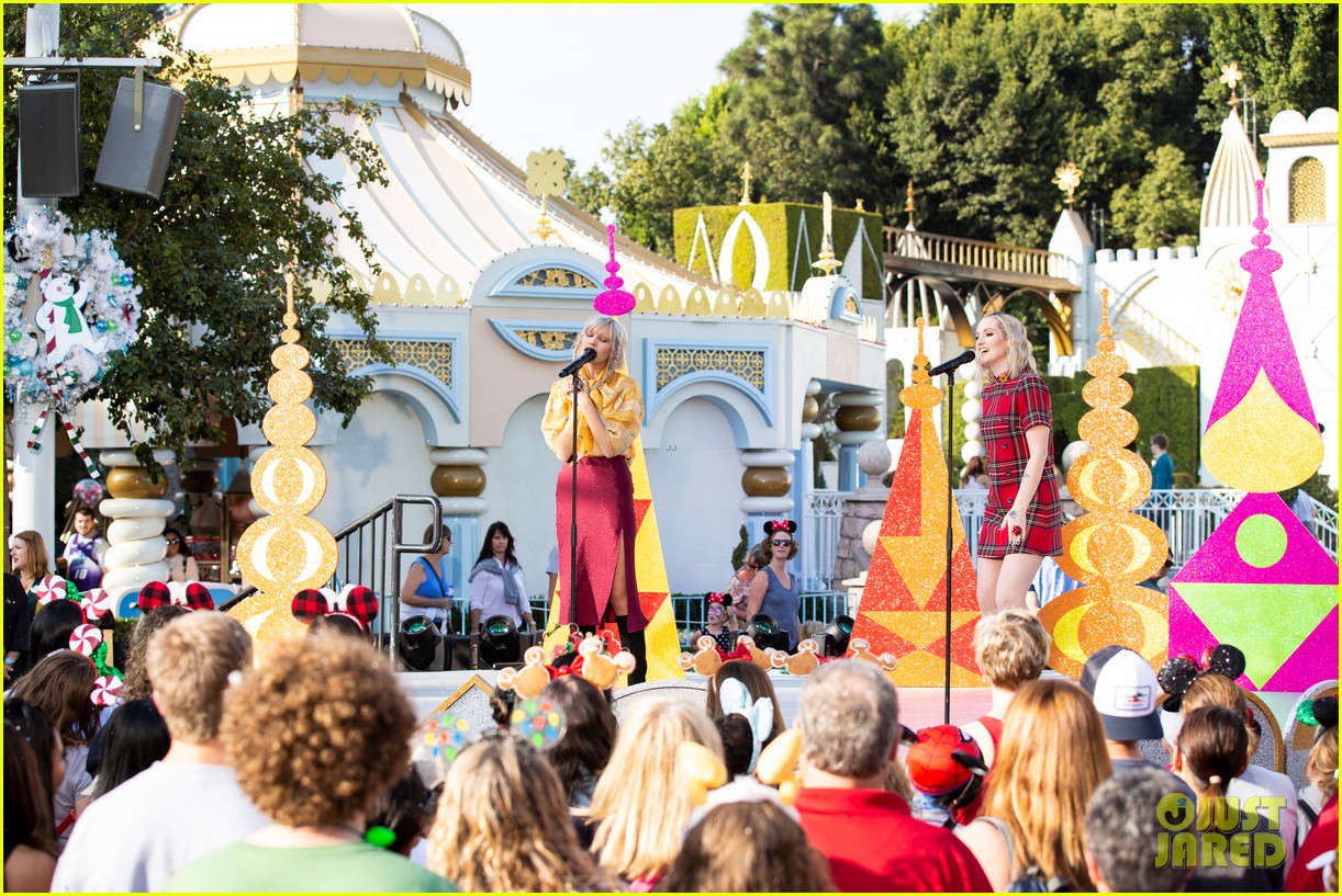 disney parks magical christmas day parade 2019 performers guests 05