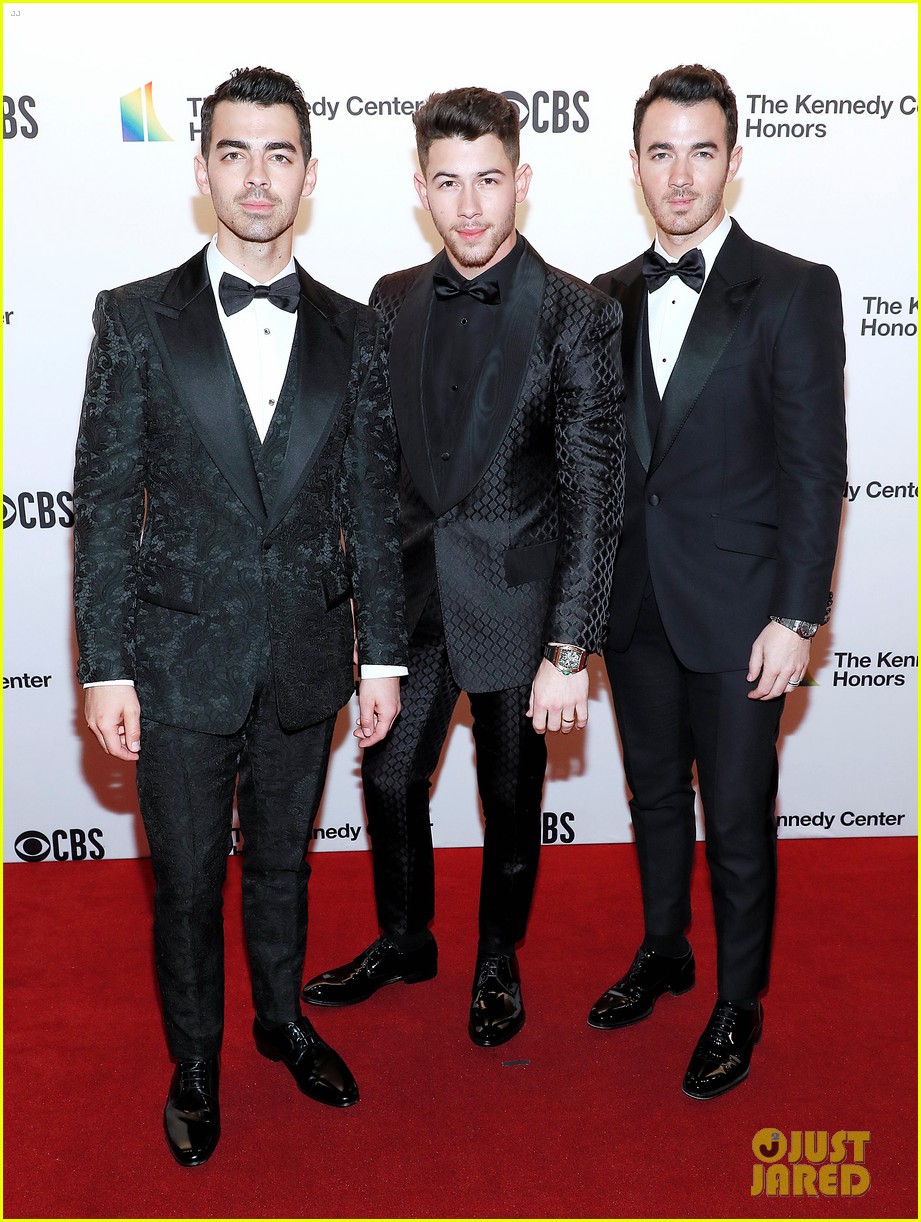 jonas brothers carrie underwood kennedy center honors 13