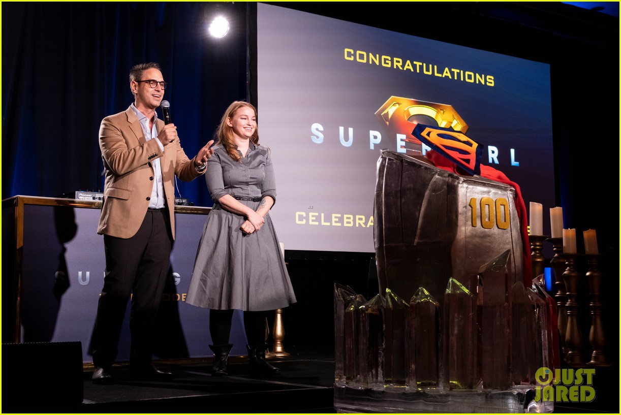 melissa benoist chris wood celebrate 100 episodes of supergirl 21