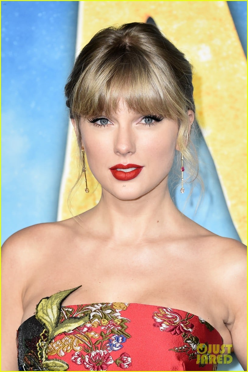 taylor swift cats premiere 02