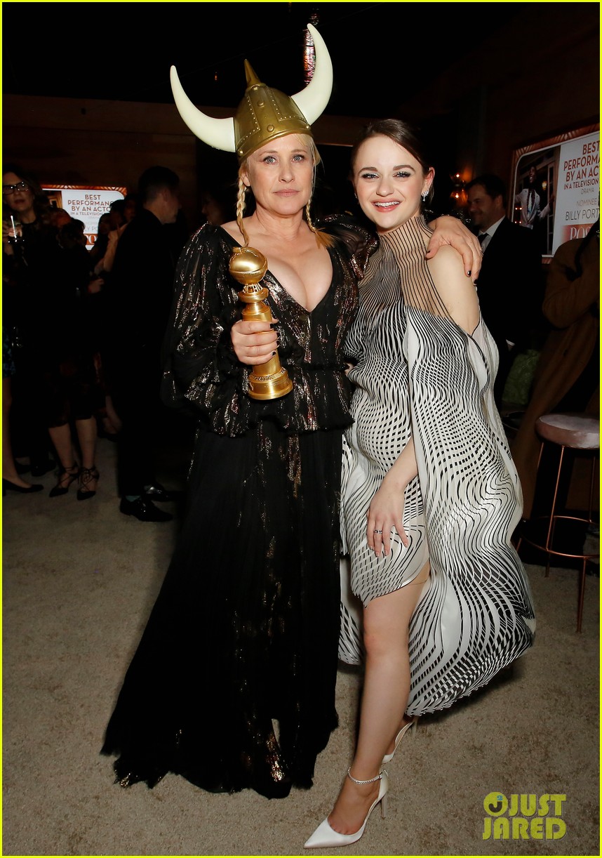 joey king patricia arquette golden globes parties 27