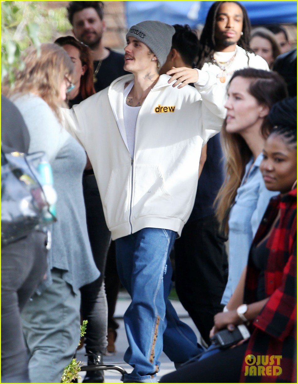 justin bieber films new music video at daycare in la 13