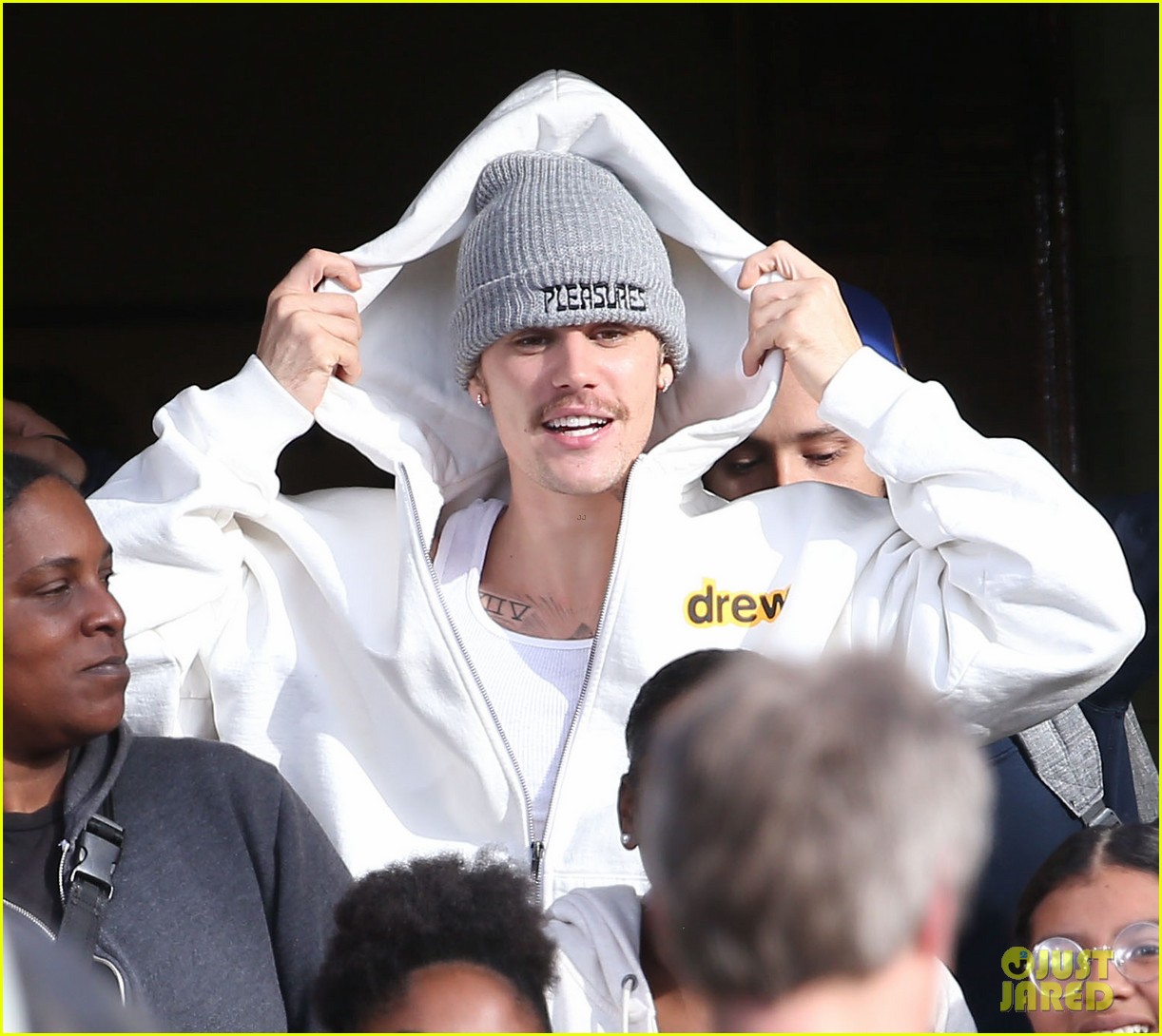 justin bieber films new music video at daycare in la 14