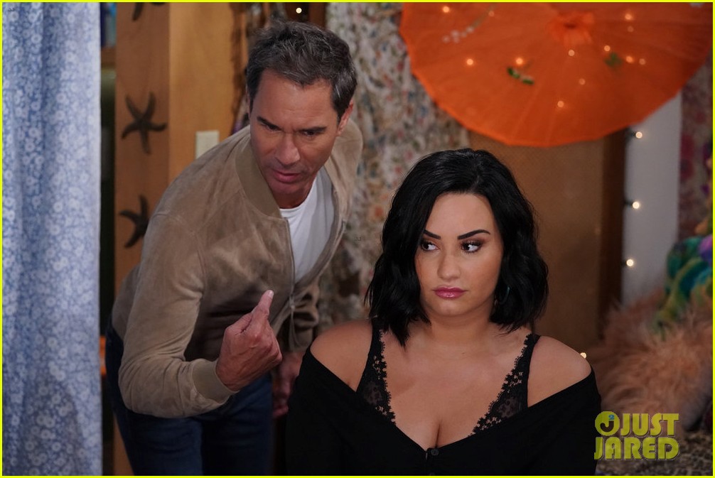 demi lovato makes will and grace debut 05