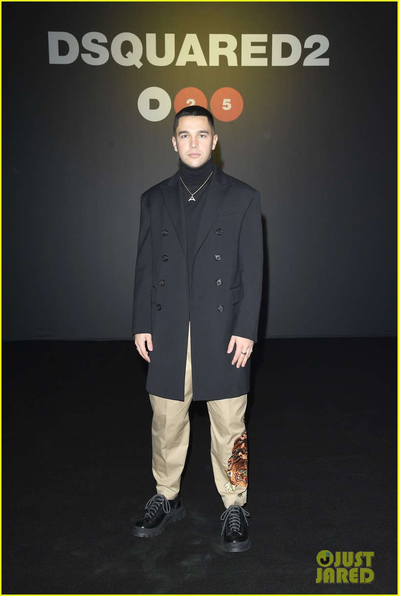 dylan sprouse barbara palvin more stars dsquared show 10