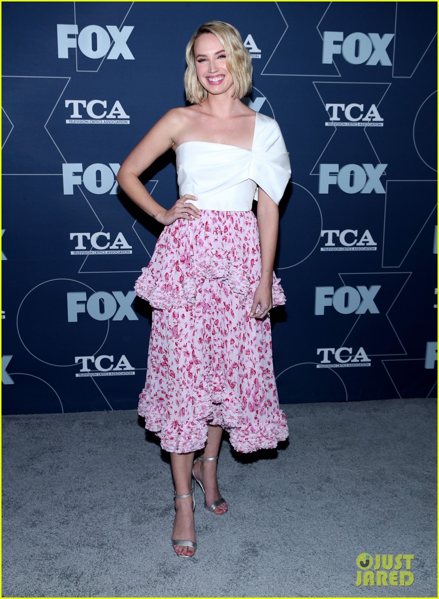 emily osment molly mccook more attend fox winter tca all star party 03