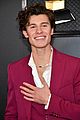 shawn mendes looks incredibly suave at grammys 02