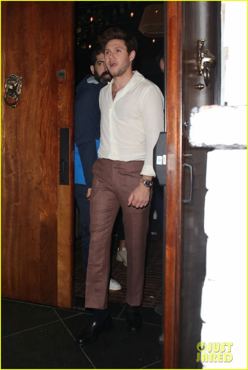 niall horan hits up grammys after parties 03