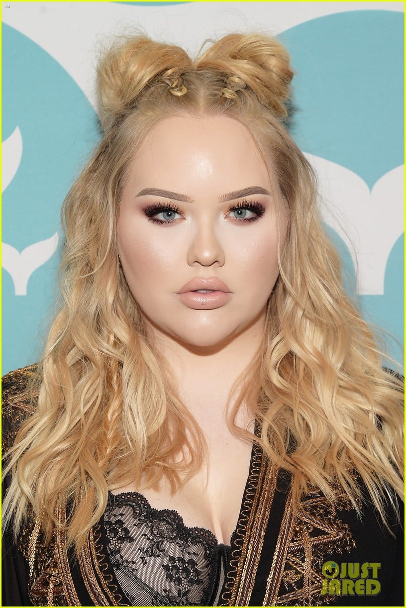 nikkie tutorials comes out as transgender 02