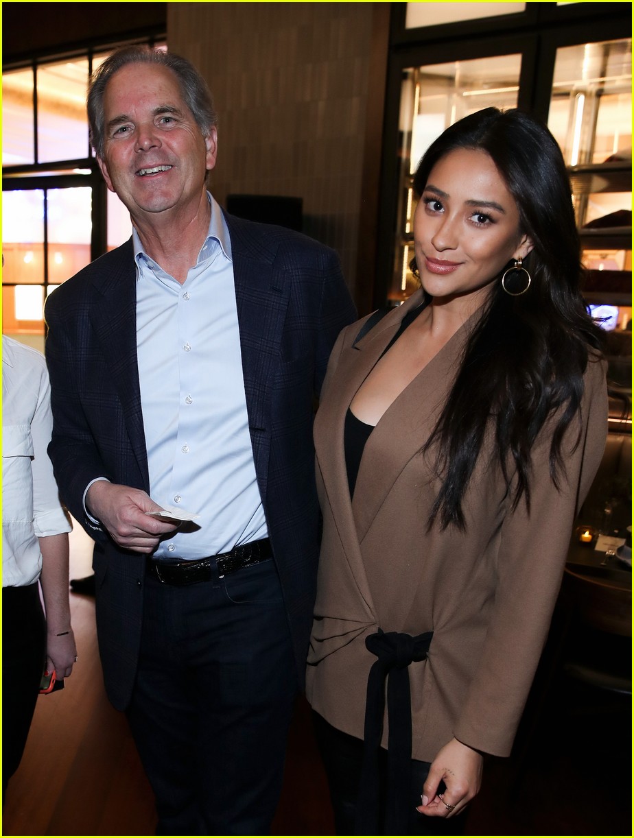 shay mitchell matte babel streaming tv event 08