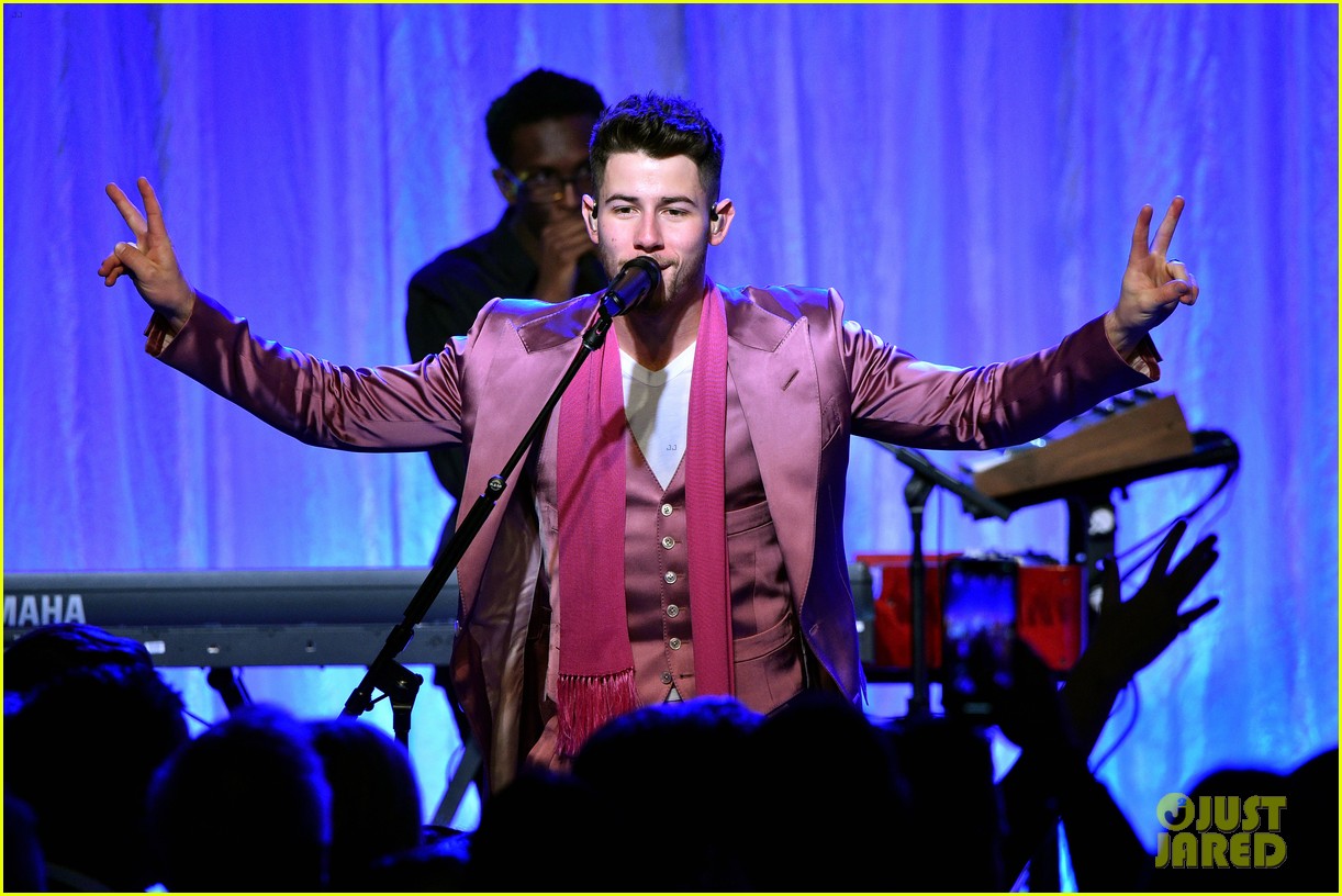 jonas brothers womens cancer charity event 02