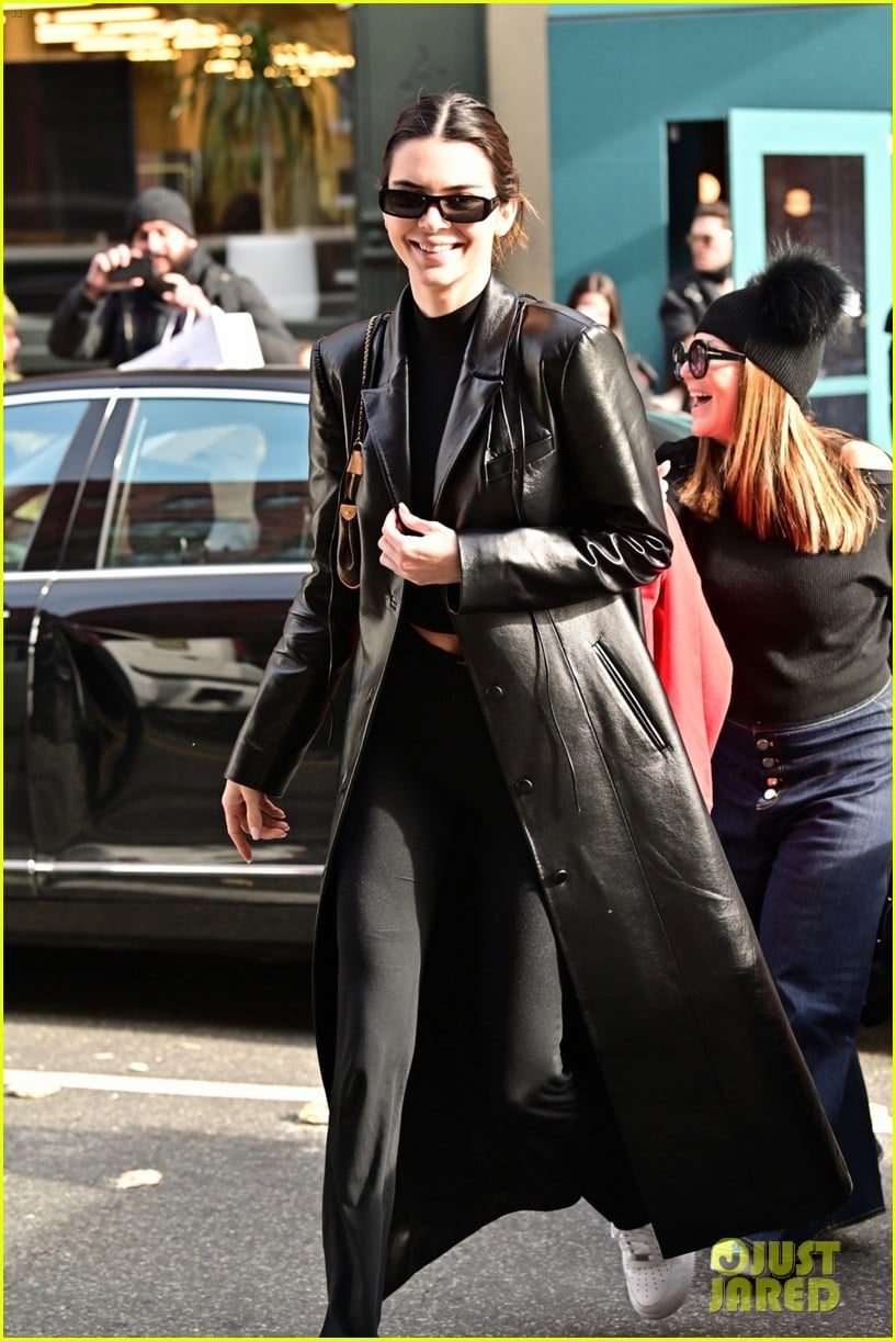 kendall jenner rocks matrix inspired outfit for lunch 01