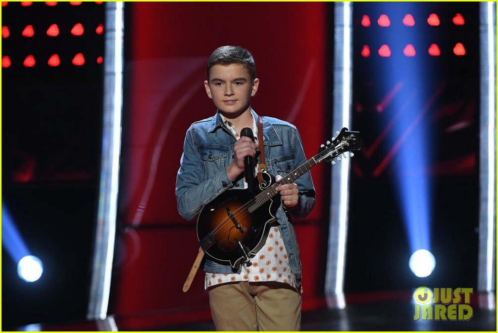14 year old levi watkins shocks coaches with hey soul sister on the voice 05