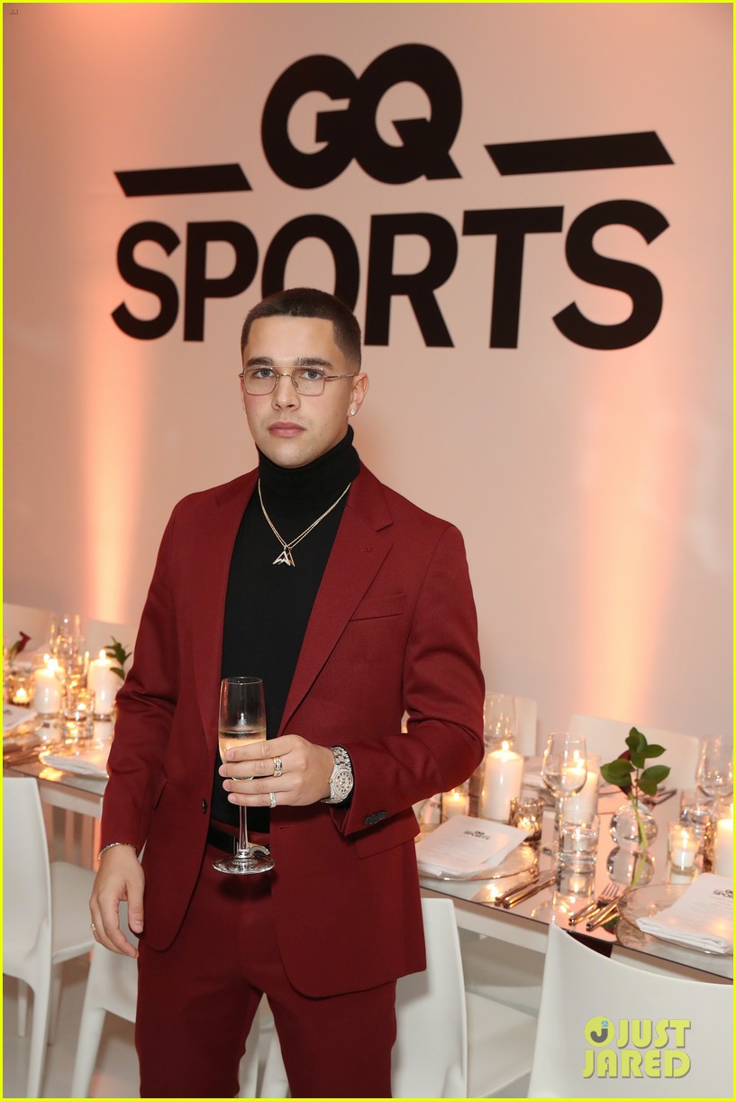 austin mahone suits up in red gq sports dinner in miami 04