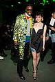 billy porter maisie williams buddy up at christopher kane fashion show 05