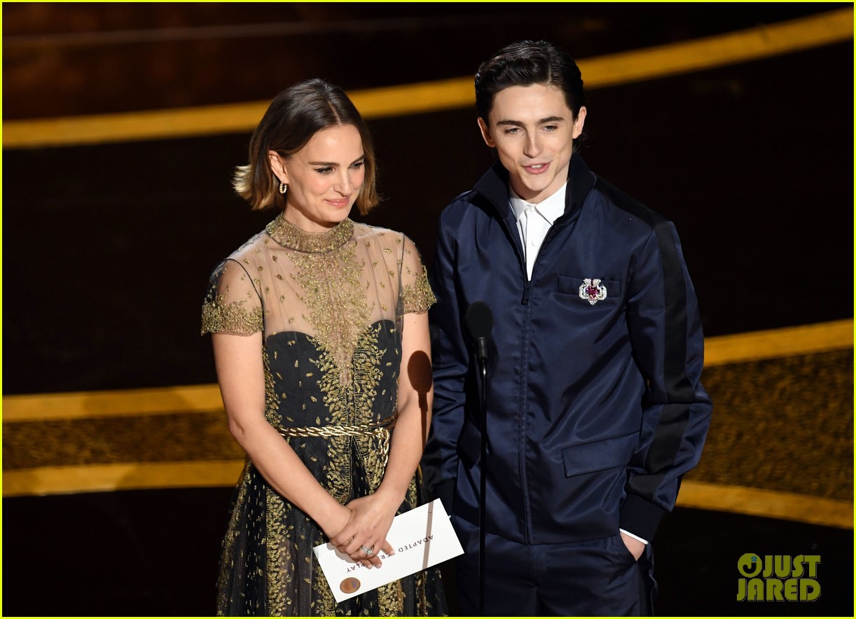 timothee chalamet presents with natalie portman at oscars 2020 02