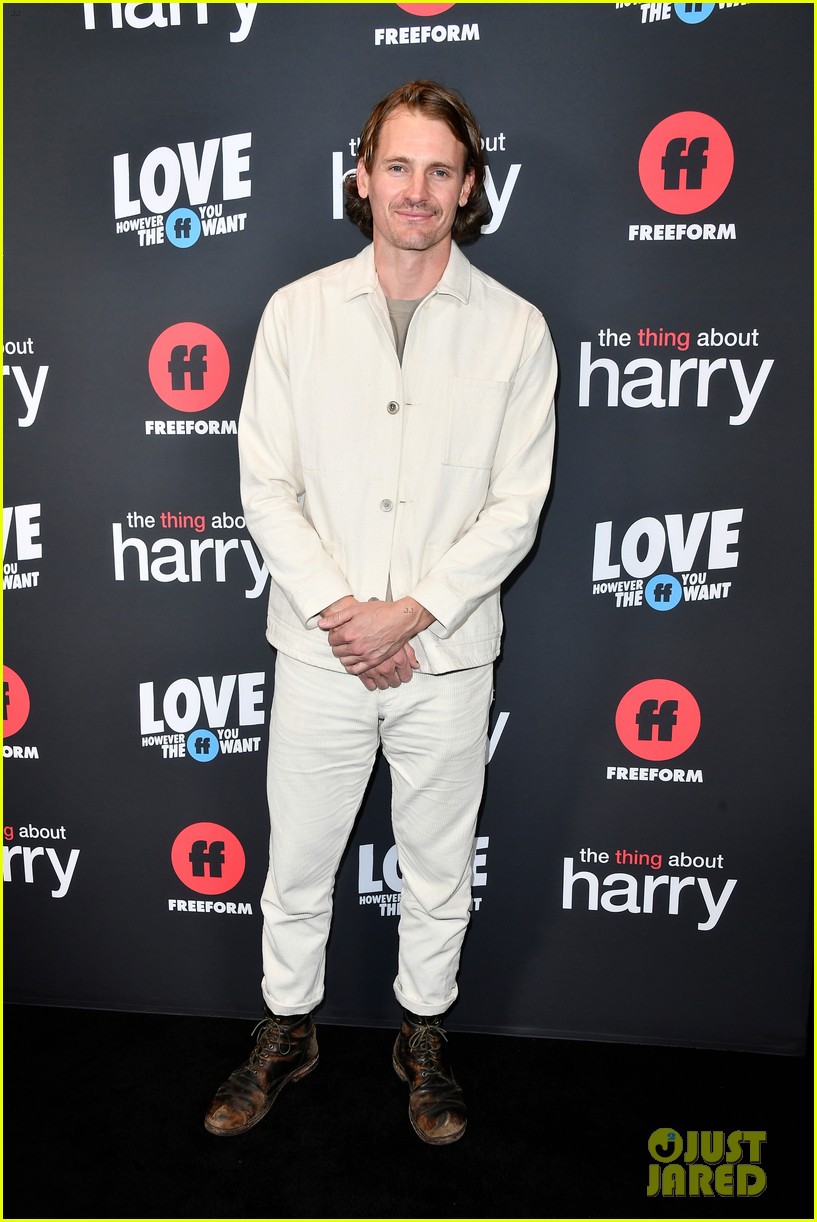 good trouble cast support ep peter paige at the thing about harry premiere 16