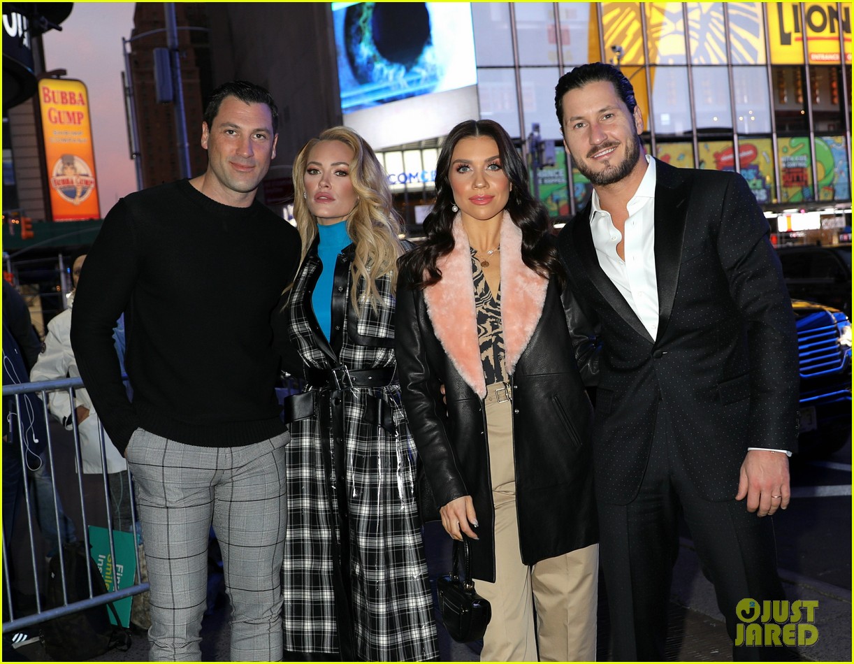 maks val chmerkovskiy announce new dance tour with their wives 02