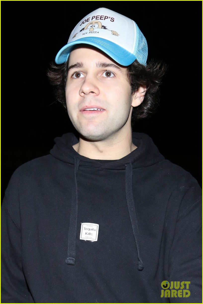 david dobrik night out with friends 04