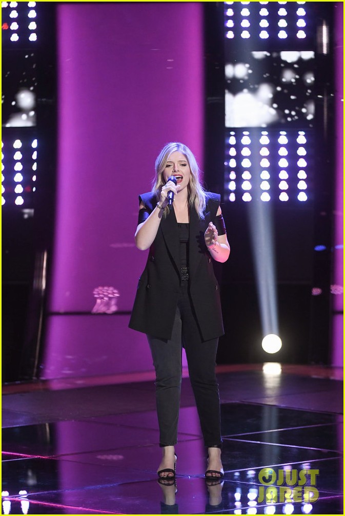 gigi hess is final contestant on kelly clarkson the voice team 05