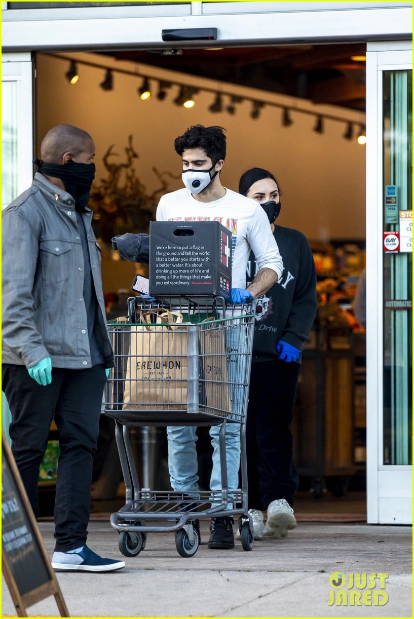 demi lovato boyfriend max ehrich break from quarantining to grocery shop 33