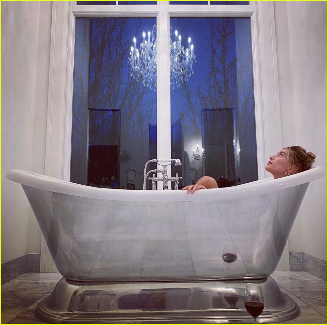 justin bieber shares photos of hailey bieber in bathtub 03