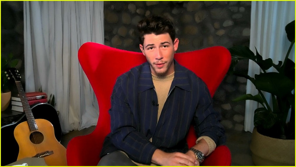 nick jonas the voice chair red at home 01