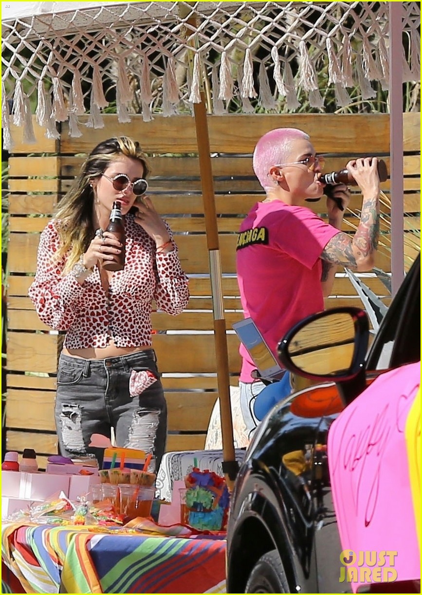 ruby rose bella thorne attend a drive by birthday party 14