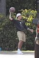 justin bieber works on his basketball skills in beverly hills 03