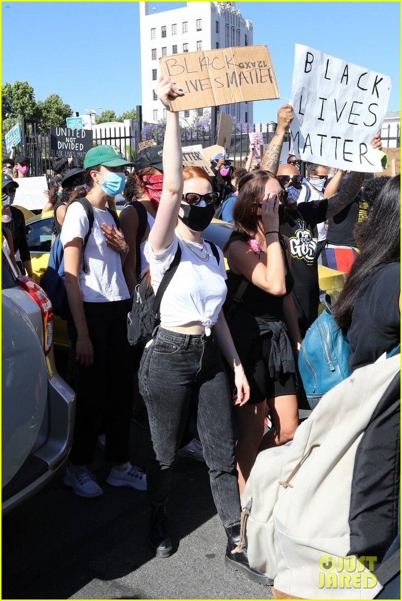 cole sprouse kaia gerber black lives matter protest 12