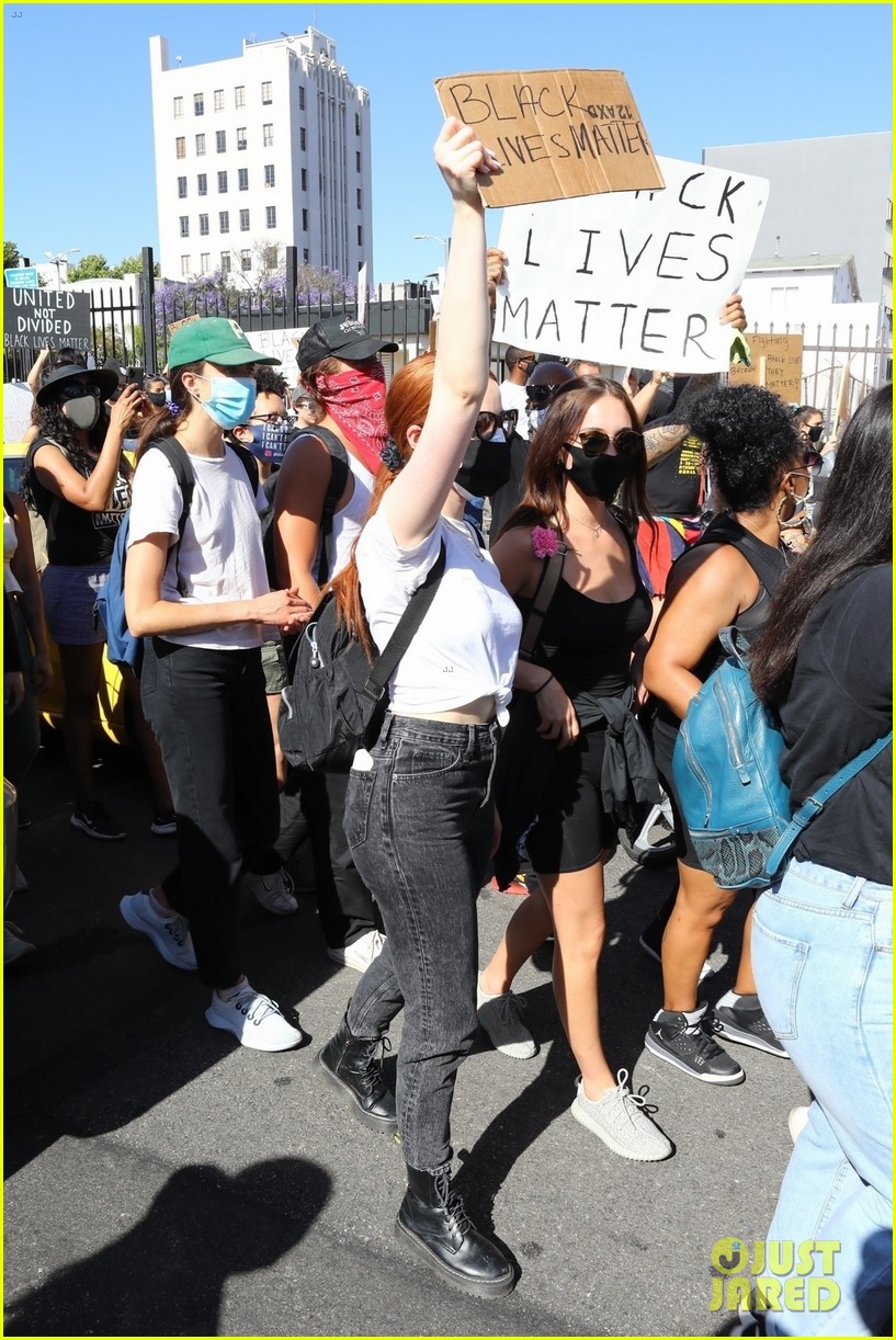cole sprouse kaia gerber black lives matter protest 14