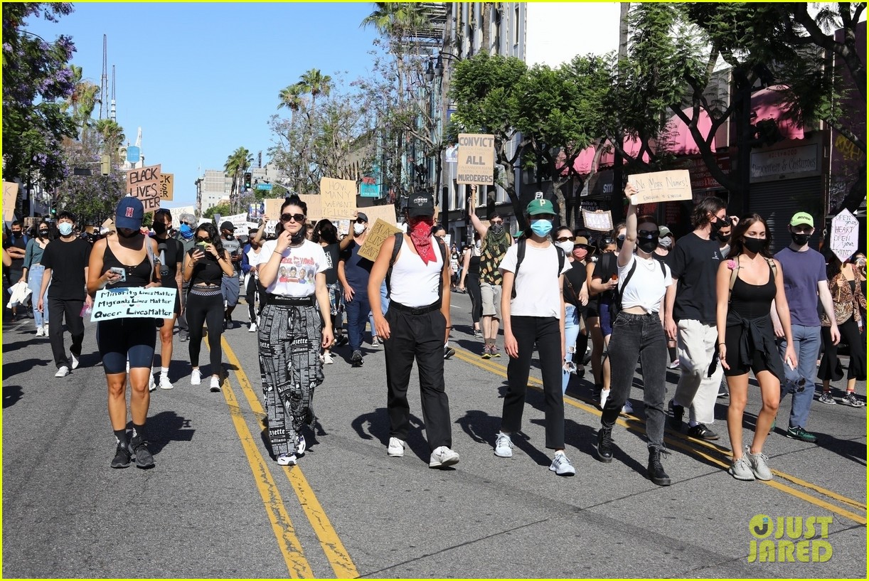 cole sprouse kaia gerber black lives matter protest 19