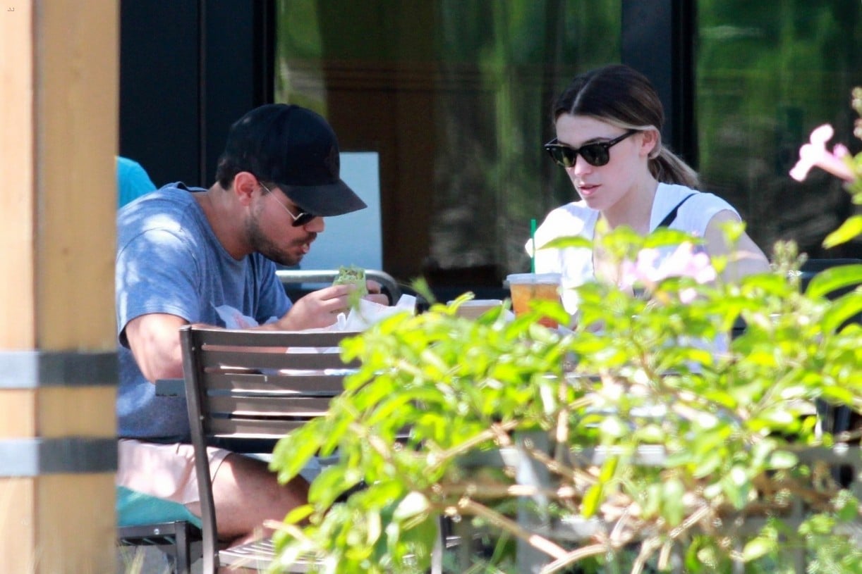 taylor lautner taylor dome patio lunch date 05