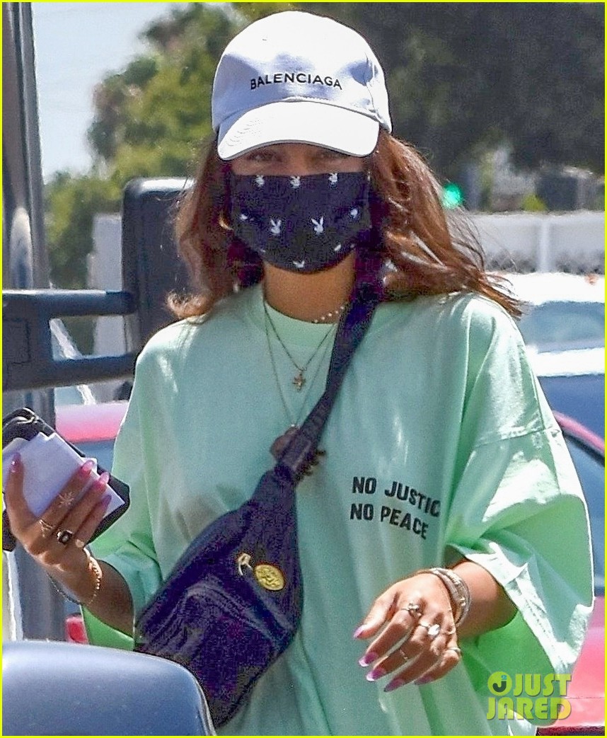 vanessa hudgens wears oversized t shirt during day out 02