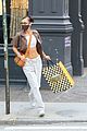 bella hadid shows off her toned abs shopping in nyc 01